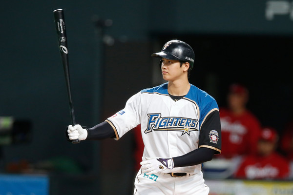 昨年、打者としても22本塁打を放った大谷翔平
