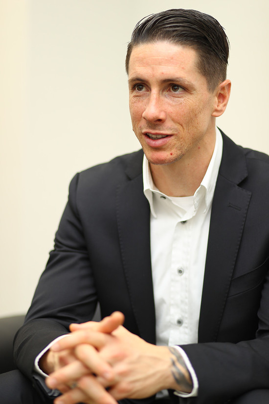 Fernando Torres who is a former professional footballer who played as a striker.