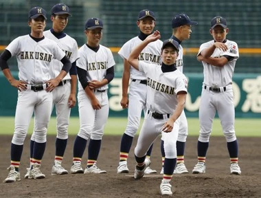 1回戦負けの常連から甲子園出場へ 白山高校は 数 で常識を覆す 高校野球他 集英社のスポーツ総合雑誌 スポルティーバ 公式サイト Web Sportiva 1回戦負けの常連から甲子園出場へ 白山高校は 数 で常識を覆す 高校野球他 集英社のスポーツ総合雑誌 スポルティーバ 公式サイト Web Sportiva
