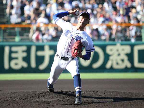 履正社から３本塁打を浴びるなど、３回途中７失点で降板した霞ケ浦のエース・鈴木寛人