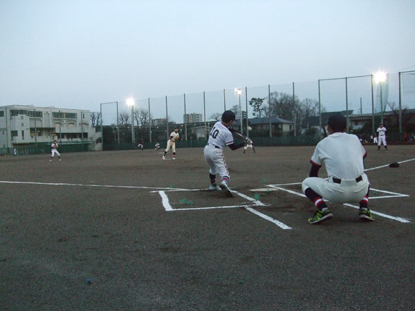 石神井高校が開催した野球イベントには36人の小学生が参加した