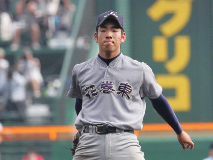 甲子園で菊池雄星と大瀬良大地が激闘。投手戦から一転、予想外の結末