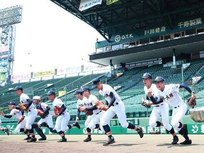 「未完の大器」がひしめく新潟。帝京から転校の本格派右腕も全力全開