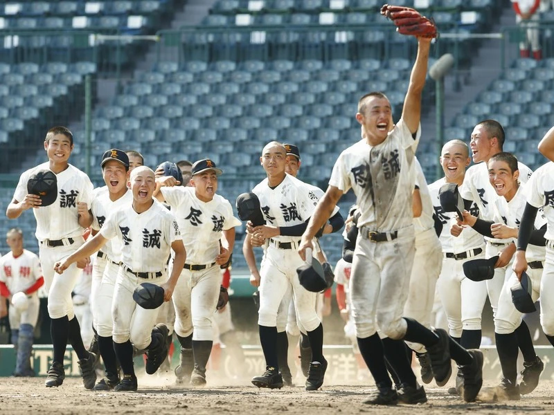 尽誠学園の強さの秘密 バッテリーが急成長した 参謀 の指導法とは 高校野球他 集英社のスポーツ総合雑誌 スポルティーバ 公式サイト Web Sportiva