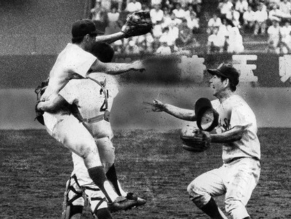 空タッチに「アウト」で猛抗議。主将が目にしたグラウンド内外の混乱