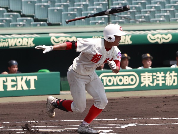 尽誠学園との交流試合では無安打に終わった智弁和歌山・細川凌平