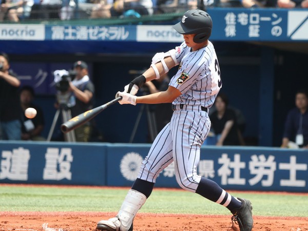 昨年夏の神奈川大会で３本塁打を放った東海大相模・山村崇嘉