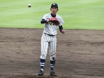 「急ピッチ投法」で大阪桐蔭も翻弄。東海大相模のエースは異次元のテンポだ