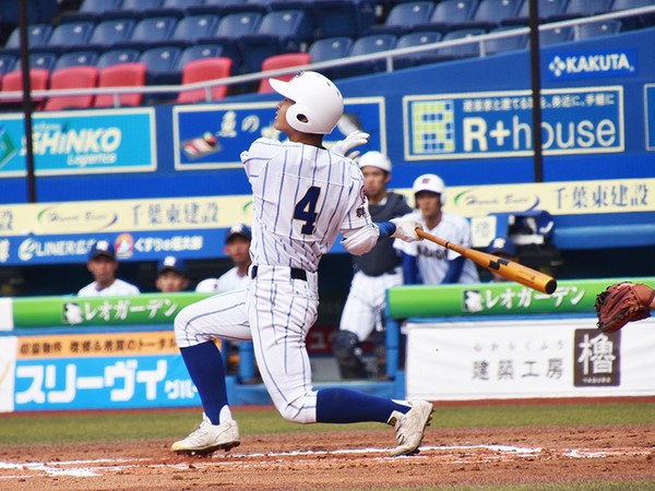 チーム最多の本塁打を放っている健大高崎の小澤周平