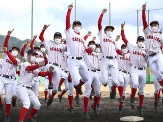 ２浪の強打者も ４季ぶり優勝に迫る慶応大 浪人組 の底力 高校野球他 集英社のスポーツ総合雑誌 スポルティーバ 公式サイト web sportiva