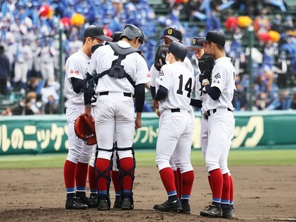 ドラフト候補の絶対的エースに「苛立ちを表情に出すなよ！」。センバツ以降、勝てない大島高校ナインに起きた意識改革