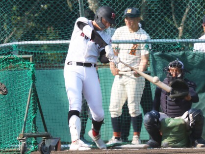真鍋慧は木製バットでも快打連発 U18日本代表強化合宿で見せた圧倒的パフォーマンスにスカウトは何を思う？