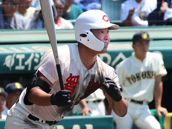 奈良大会で打率.625、４本塁打を放った智辯学園・松本大輝