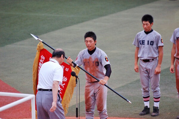 中学・高校・大学・社会人でキャプテンを務めてきた山﨑 撮影／浅田哲生