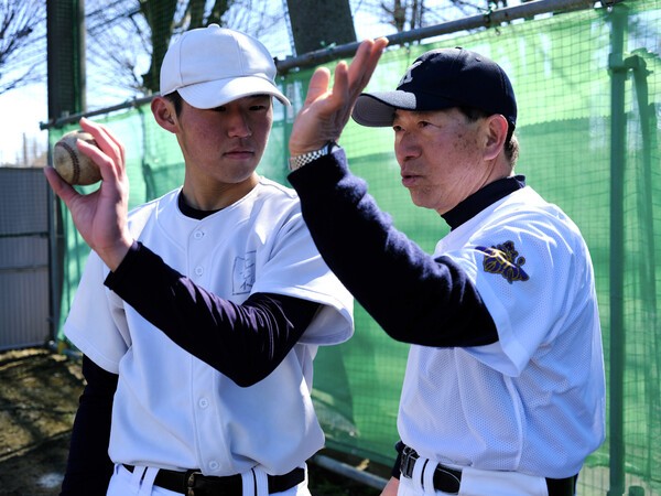 前橋で甲子園初の完全試合を達成した松本稔は現在、桐生の監督を務める photo by Sportiva
