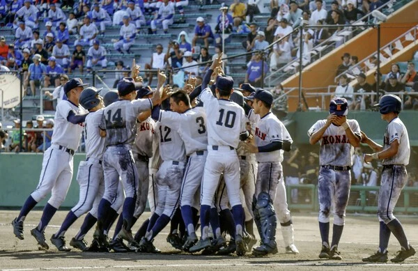 沖縄県大会決勝をサヨナラ勝ちで制した興南