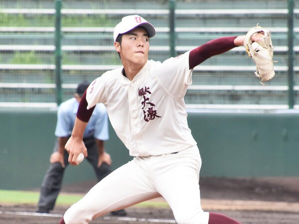 投手として最速149キロを誇る福岡大大濠・柴田獅子　photo by Kikuchi Takahiro
