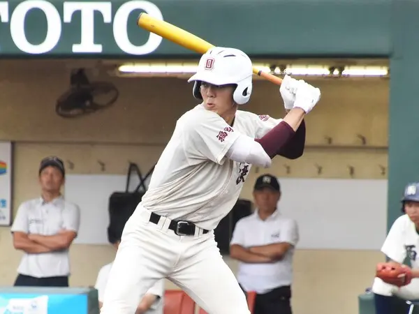福岡大会決勝で２安打を放つなど打撃でも存在感を示した柴田獅子　photo by Kikuchi Takahiro