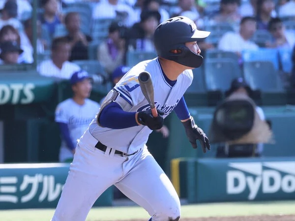 小松大谷の2年生スラッガー・田西称　photo by Ohtomo Yoshiyuki