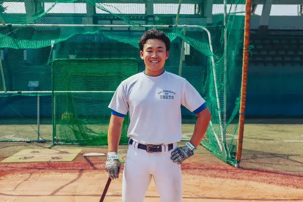 外野手としてベストナインに選ばれた東大の大原海輝