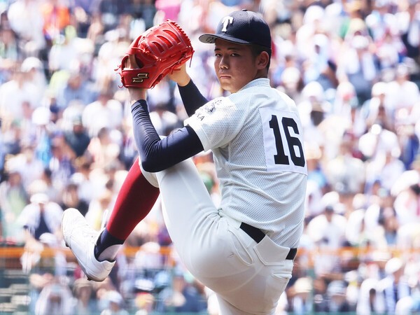 ２回戦の小松大谷戦に先発した大阪桐蔭・森陽樹　photo by Ohtomo Yoshiyuki