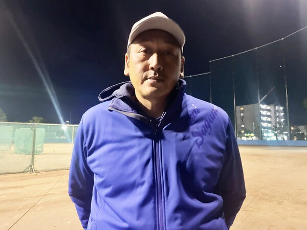 2021年秋から母校の東海大相模で指揮を執る原俊介監督　photo by Sportiva