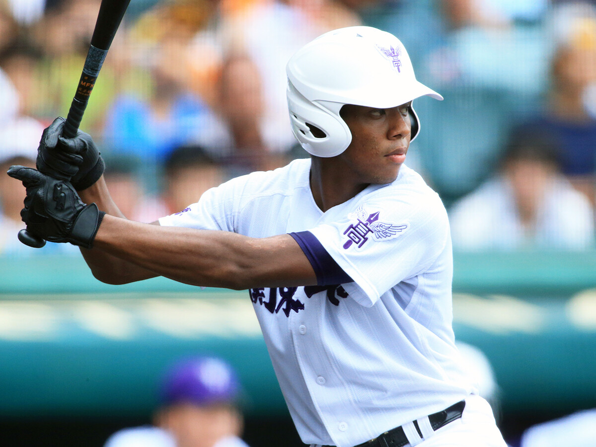 オコエ瑠偉が2015年夏の甲子園で見せた圧巻のパフォーマンス 監督からの魔法のひと言で覚醒