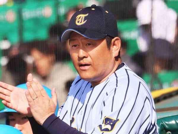 東海大札幌・遠藤愛義監督　photo by Ohtomo Yoshiyuki