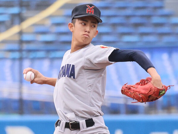 新２年生ながら高い完成度を誇る横浜・織田翔希　photo by Ohtomo Yoshiyuki