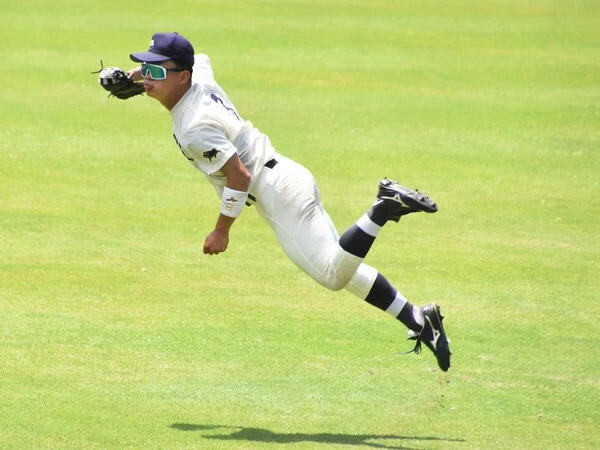大学日本代表候補合宿で躍動感あるプレーを見せる明治大・榊原七斗　photo by Kikuchi Takahiro