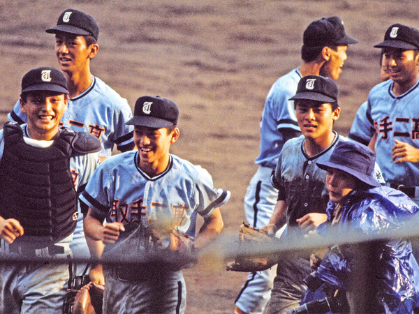 木内幸男監督に鍛えられた取手二の選手たち　photo by Okazawa Katsuro