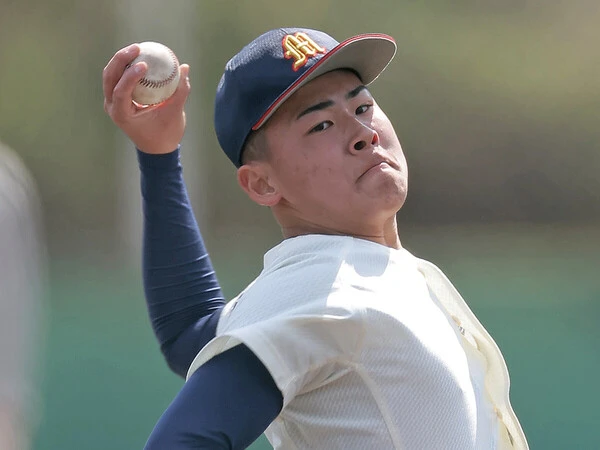 未来富山を初の甲子園へと導いた江藤蓮　photo by Sankei Visual