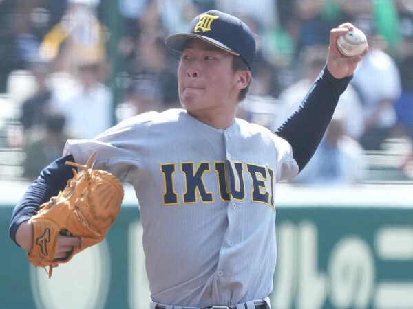 仙台育英の左腕エース・吉川陽大　photo by Matsuhashi Ryuki