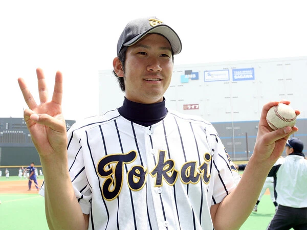 東海大時代、リーグ戦通算37勝をマークした菅野智之　photo by Sankei Visual