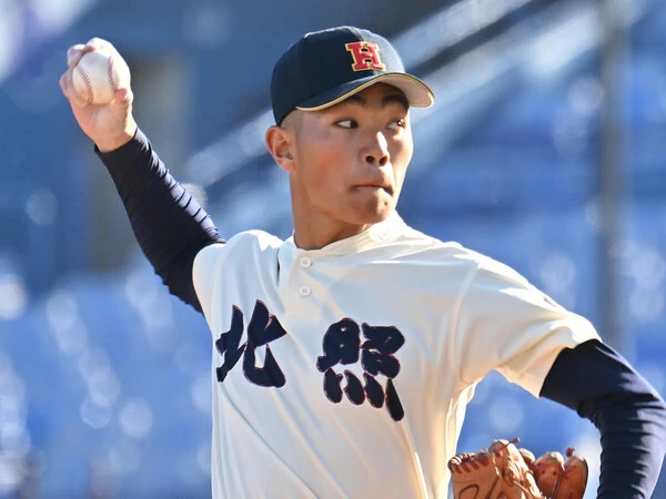 昨年秋は登板数こそ少なかったが、素材のよさを見せつけた北照・中谷嘉希　photo by Sankei Visual