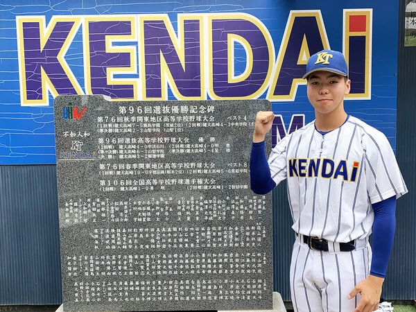 健大高崎の２年生エース・石垣聡志　photo by Katsuharu Uchida