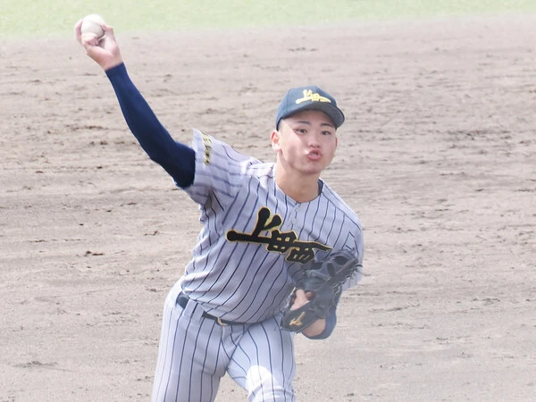 最速150キロを誇る上田西・内藤峻　photo by Takahiro Kikuchi