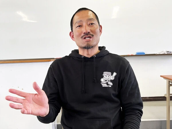 今年３月まで市岡野球部を率いた野口諭史氏　photo by Takeshi Shimizu