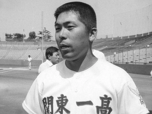 1981年に関東第一の監督に就任した小倉全由氏　photo by Nikkan sports