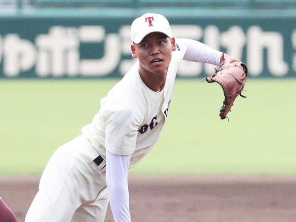 ９年ぶり甲子園出場の立役者となった東筑のエース・深町光生　photo by Nikkan sports