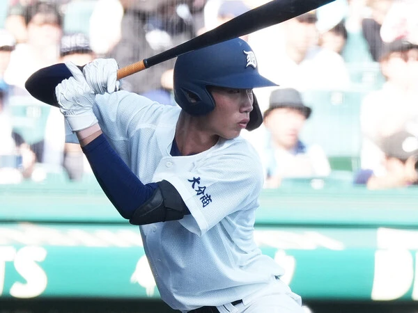 投手ながら２番打者としてもチームを牽引する大分商・平田玲翔　photo by Ryuki Matsuhashi