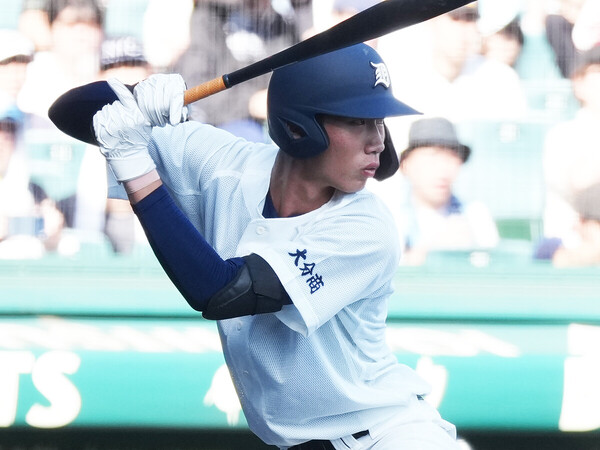 打者としても高い評価を得た大分商・平田玲翔　photo by Ryuki Matsuhashi