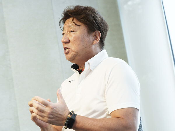 浦和学院の監督として甲子園通算28勝を挙げた森士氏　photo by Masashige Ogata