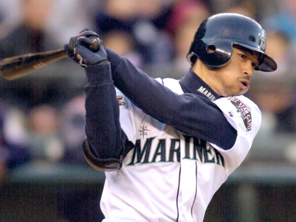 2001年にマリナーズに移籍し、以来19年間メジャーでプレーしたイチロー　photo by Kyodo News