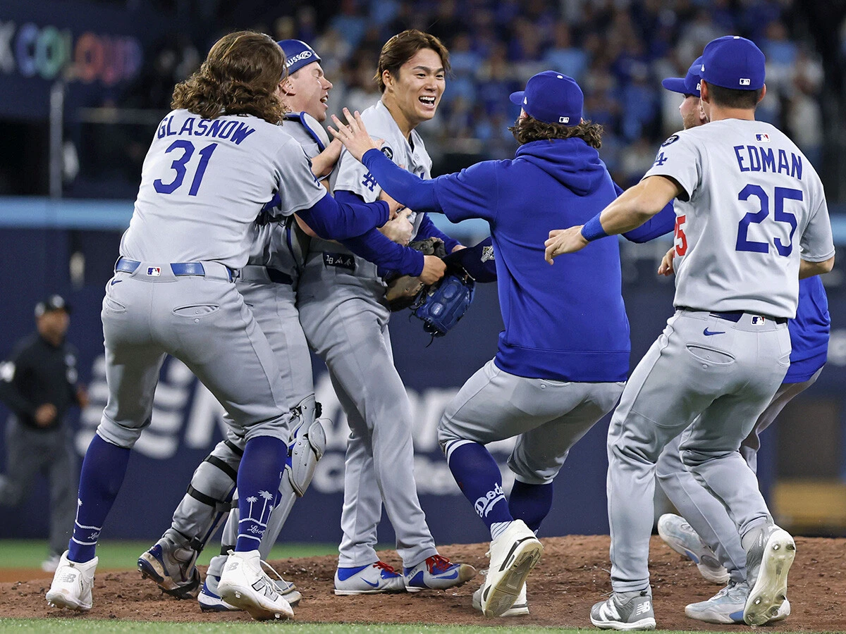 ドジャース vs ブルージェイズ 『ワールドシリーズ第6戦】LAタイムズ