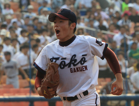 神奈川県大会準々決勝で敗れたが、今秋のドラフトでは複数球団からの１位指名が予想される桐光学園の松井裕樹