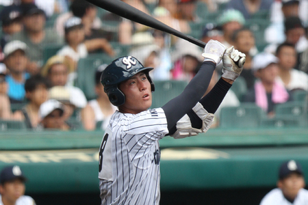 約10カ月のブランクはあったが、高校通算26本塁打を放った大阪偕星学園の姫野優也