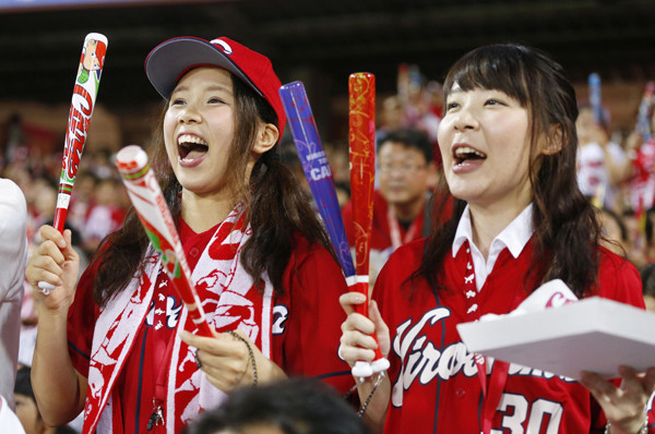 巨人は世界４位 阪神は６位 プロ野球の観客動員数で日本は大健闘 プロ野球 集英社のスポーツ総合雑誌 スポルティーバ 公式サイト Web Sportiva