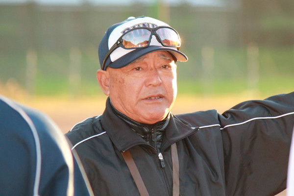 2006年に八重山商工を春夏連続して甲子園に導いた伊志嶺吉盛監督