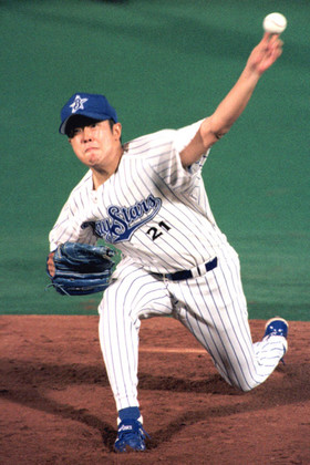 1998年の日本シリーズ第１戦で勝利を挙げた野村弘樹